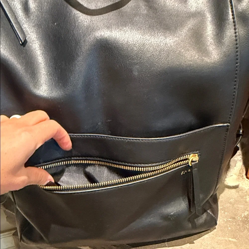Fawn Design sleek black